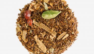 Venta online de Té rooibos con canela, pimienta, cardamomo y flores