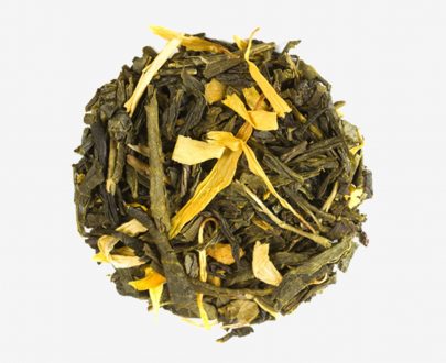 Té verde japonés de hoja larga con flores y aroma de melocotón