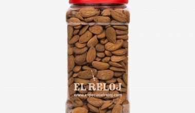 Venta online de Almendra con piel en formato bote hostelería 900 gramos (peso bruto)